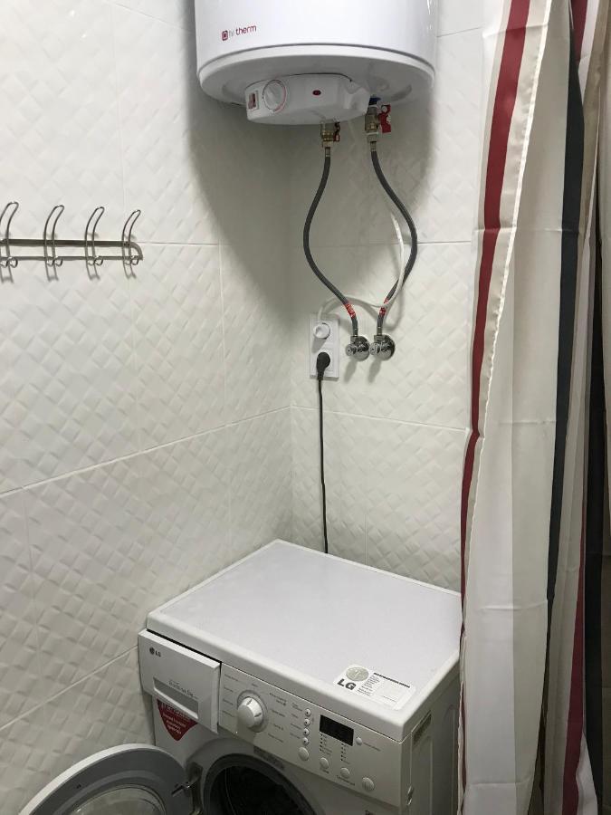 דירות Киев Сдам Посуточно Ул Доброхотова 28 Daily Rent Kyiv St Dobrokhotova 28 מראה חיצוני תמונה